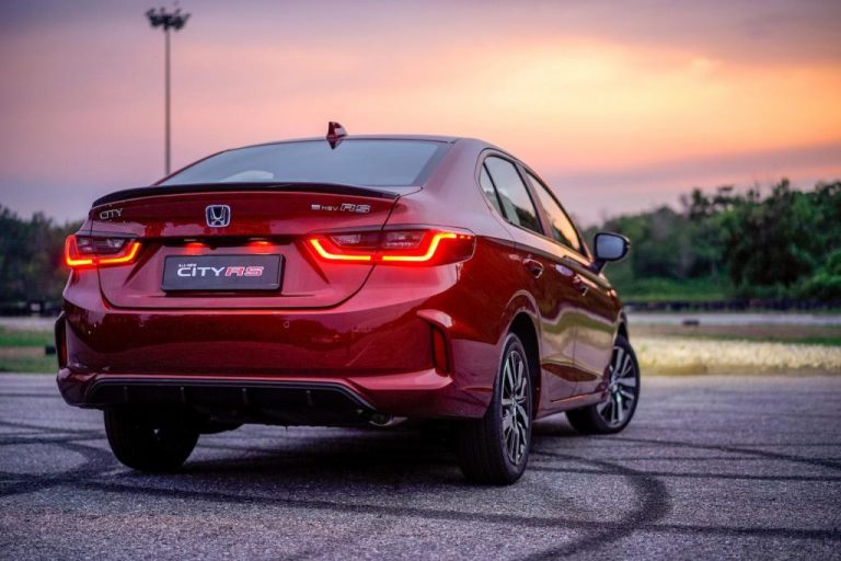 9 Tips on How to Maintain Your Brand New Car