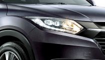 ruse black metallic Honda HR-V front light